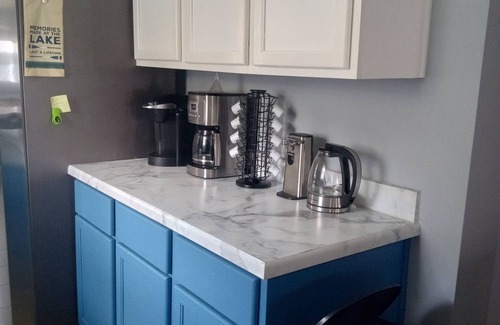 Lapeer Hütte | Lakeside Retreat with Massage Chair & Salu-Spa