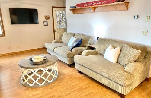 Shell Knob Haus | Lakeview Landing! 2 min walk to lake, boat parking