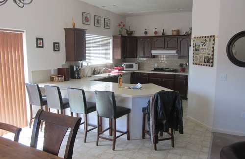 Benton City Haus | Laliik Iniit North - Versteck der Roten Berge zwischen den Reben.