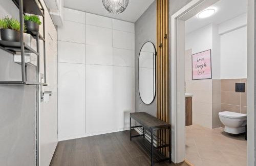 Old Town Wohnung | LAM Marble Castle View - AC - Balcony