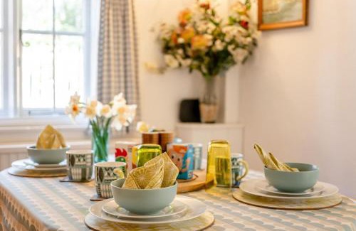 Woodfalls Haus | Landfords Cottage