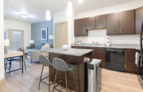 Sandy Wohnung | Landing | Amazing 1BD, Pool, Gym