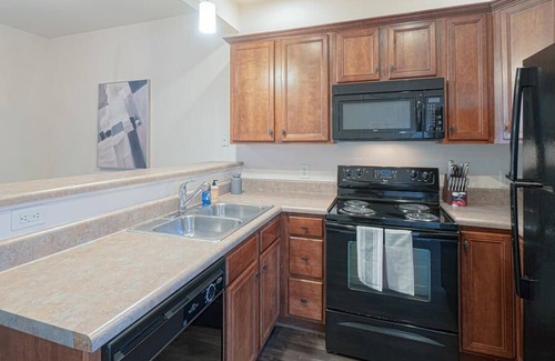 Spring Hill Wohnung | Landing at Chapman's Retreat Apartments - 2 Bedrooms in Downtown Spring Hill