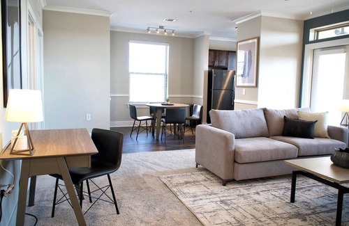 Briargate Wohnung | Landing at Crowne at Briargate - 2 Bedrooms in Briargate