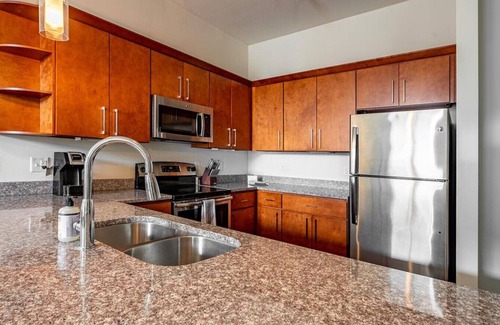 Lenexa Wohnung | Landing at Domain at City Center - 1 Bedroom in Downtown Lenexa