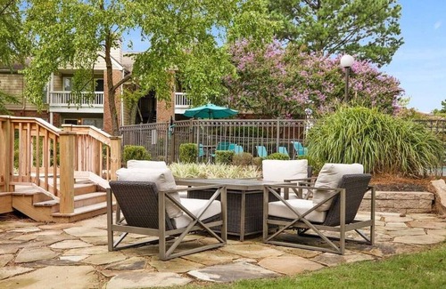 Cordova Wohnung | Landing at Stonebridge Crossing Apartment Homes - 3 Bedrooms in Downtown Cordova