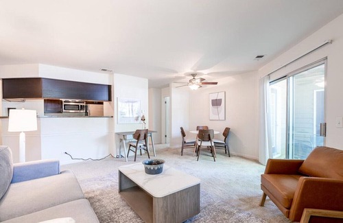 Chicago Wohnung | Landing at The Green at Chevy Chase - 2 Bedrooms in Downtown Buffalo Grove
