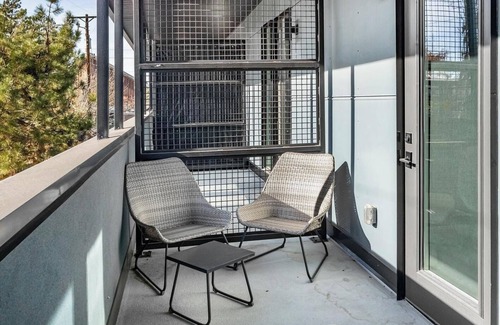 Sugar House Wohnung | Landing | Chic Studio, Gym, Game Room