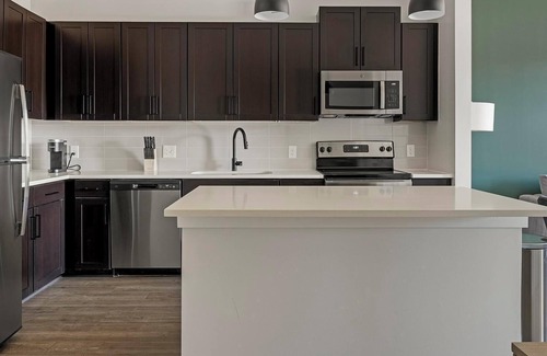 Sugar Hill Wohnung | Landing | Spectacular 1BD, Clubhouse, Pool