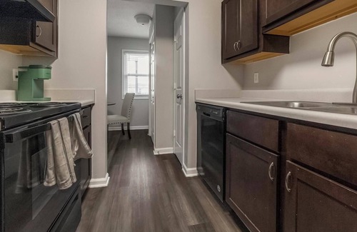 Indianapolis Wohnung | Landing at Lake Castleton - 1 Bedroom in I 69/Fall Creek