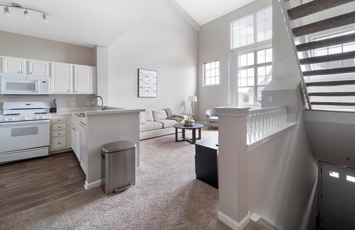 West Dundee Wohnung | Landing at The Villages at Canterfield - 2 Bedrooms in West Dundee