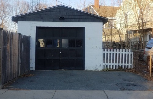 Salem Haus | Landmark Castle