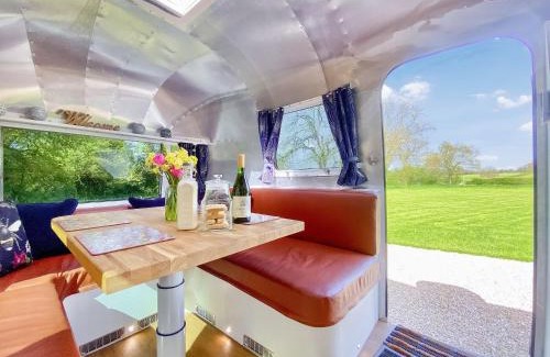 Gastard Haus | Lanes End Farm Airstream