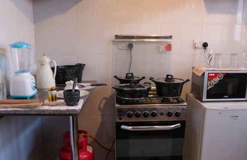 Ngelani Haus | Lapetals-Paradise-3bedrooms-ABNB