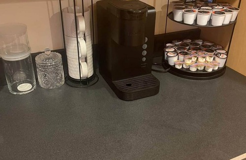 Arnold Haus | Large 2 bedroom house with private parking in a nice neighborhood