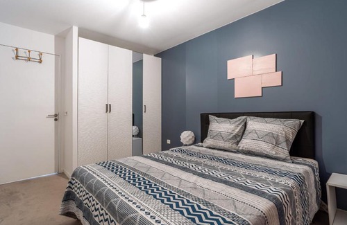 Universite Wohnung | Large 2br with parking and terrace in Nanterre nearby La Défense - Welkeys
