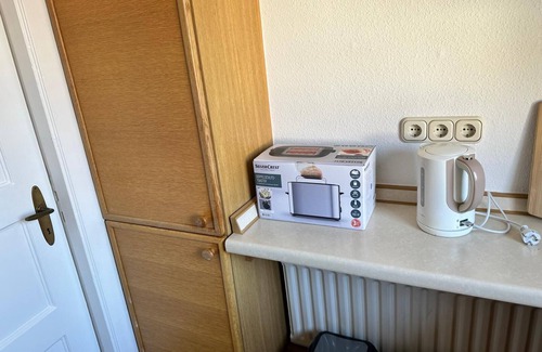 Ploen Wohnung | Große Ferienwohnung in Zentrum von Plön.Fußläufig zu See/Läden. Kinderzimmer