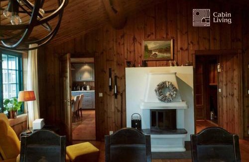 Nes Haus | Large cabin at Nesfjellet with lovely view, inddor Jacuzzi & sauna