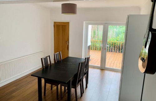 St. Andrew's Wohnung | Large family home with easy access to M25 & London