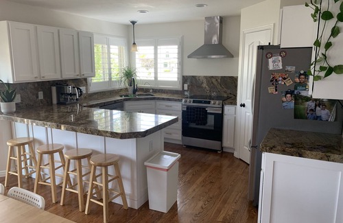 Taylorsville Haus | Large Family Sized Home Close to everything