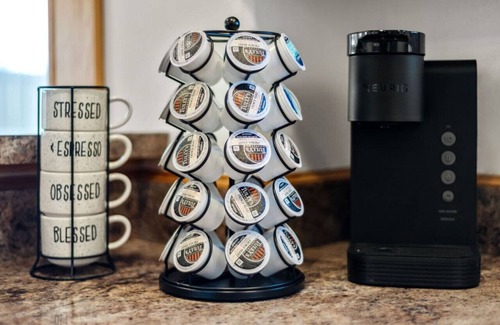 Lewiston Haus | Large Fenced Yard and Outdoor Patio