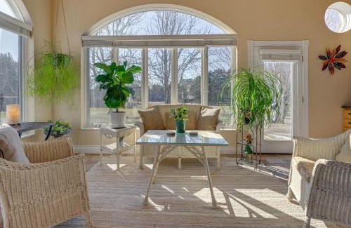 Wisconsin Dells Haus | Large Home with Indoor Basketball Court and Game Room!