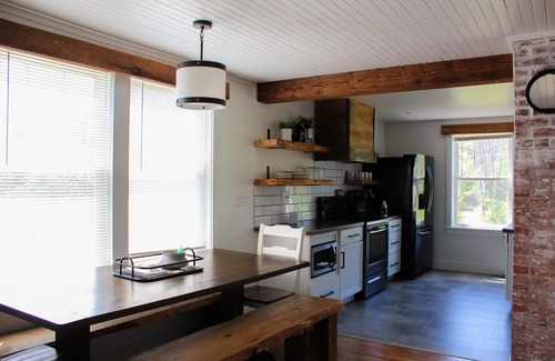 Atlantic Mine Haus | Large House Close to Area Attractions - Large Parking Area - Copper Ridge