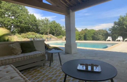 Joucas Haus | GROSSES HAUS, GORDES , beheizter Pool , freier Blick auf Goult, Roussillon