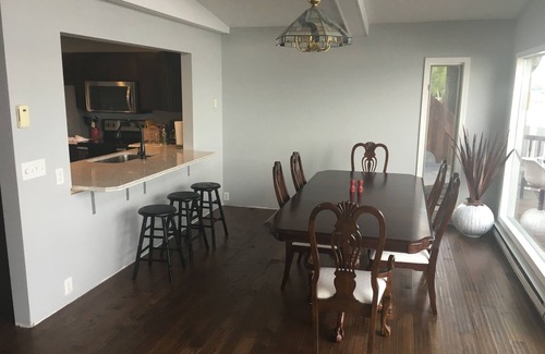 Silver Lake Hütte | Large Lake House 30 Meter vom Wasser entfernt mit eigenem Dock aus der Tür.