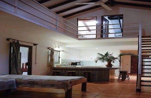 Playa Conchal Wohnung | Large loft in a villa of 3 independent apts, immersed in 2 hects of natural park.