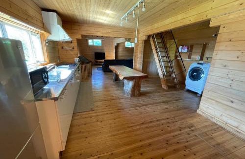Toyoura Wohnung | large log cabin 桜