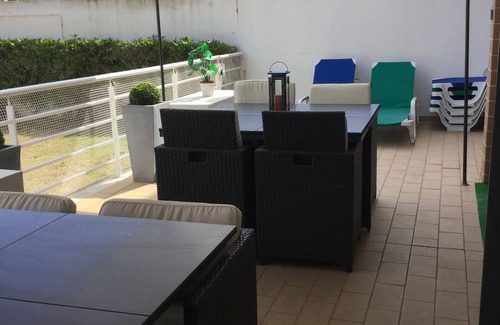 Portimao Wohnung | Großes Luxus-Apartment mit Pool, Garage, Klimaanlage und kostenfreiem WLAN