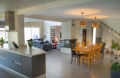 Briscous Villa | Große moderne Villa in der Nähe von Biarritz - 12 Personen - Saisonvermietung.