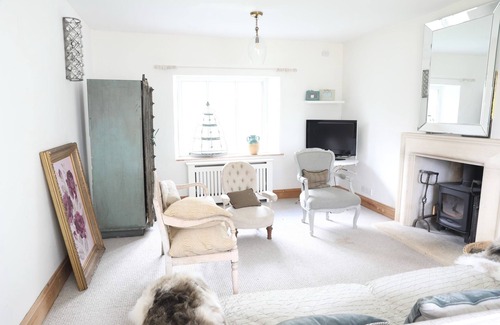 Burford Sonstige | Large Pretty Farmhouse 2 mins from Burford, Cotswolds ,Pet friendly. Big Garden