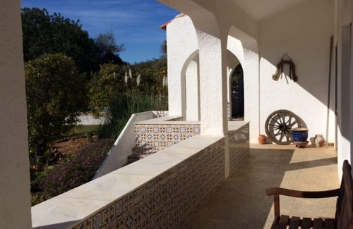 Portimao Villa | Schöne, große Villa (300 m2) mit privatem Pool, wunderschönem Garten und vier Schlafzimmern!