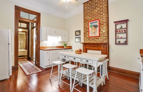 Audubon Haus | Großes Doppelzimmer in perfekter Uptown-Lage nahe Magazine und State St.