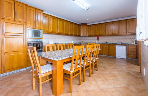 Albufeira Villa | Große, geräumige Villa mit 4 Schlafzimmern, eigenem Pool, Klimaanlage und Meerblick
