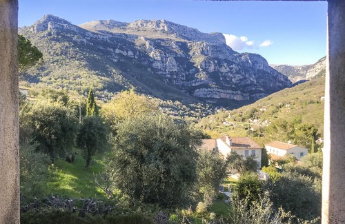 Le Bar-sur-Loup Wohnung | GROSSES STUDIO ZWISCHEN MEER UND MONTAGE MIT GROSSEM BLICK