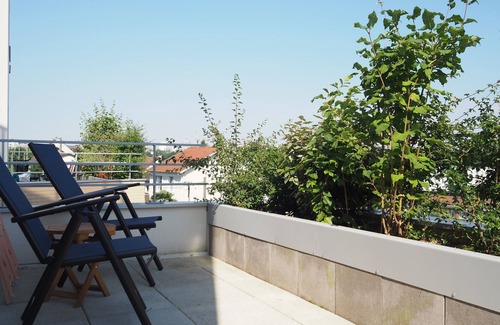 Noisy-le-Sec Wohnung | Large studio with direct access to Paris