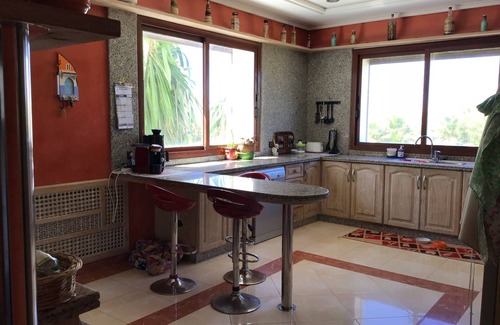 Zouada Villa | Große Villa am Meer mit großem Pool