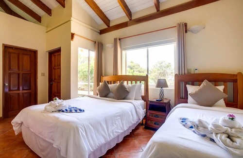 Placencia Hotel | Laru Beya Resort