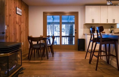 Shingletown Kabine | Lassen/McCumber Lake Luxury Cabin with Hot Tub