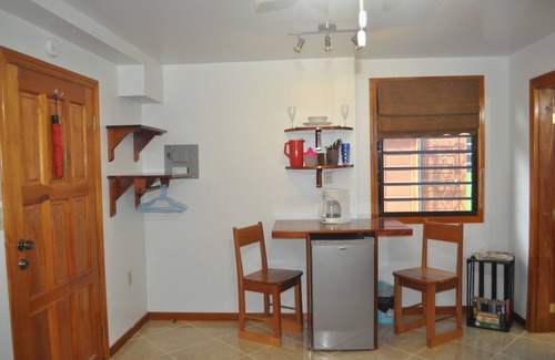 Hopkins Wohnung | Latitude 17 Gartenzimmer, Heart of Hopkins Dorf, Belize