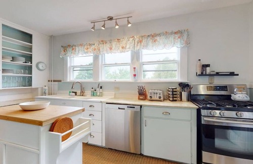 Pemaquid Beach Haus | Laughton House @ Pemaquid Beach