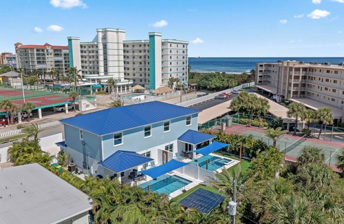 Avon By The Sea Haus | Launch Pad 5/4.5 with En Suites- Beach access