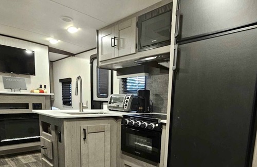 Redding Haus | Launchpad McQuack the 32' RV