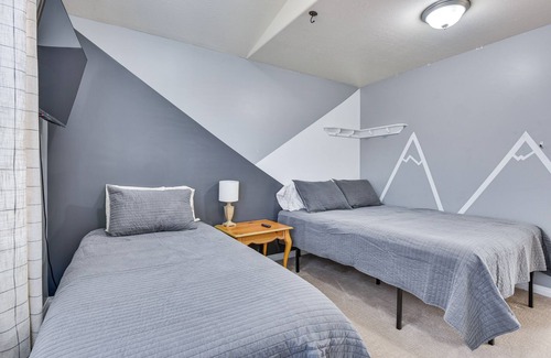 Layton Haus | Layton Home w/ Pool + Hot Tub, 23 Mi to Snowbasin!