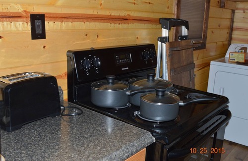 Luray Kabine | Lazy Bear Lodge VA