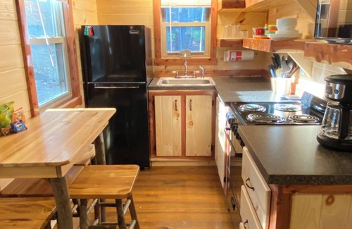 Leeper Kabine | Lazy Bear Log Cabin near Cook Forest State Park