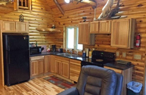 Blaney Park Kabine | Lazy Cedars Blockhaus